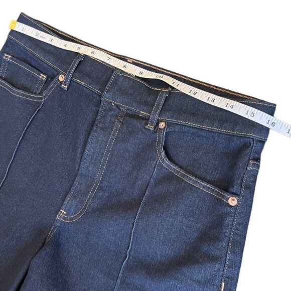 Express 90’s Bermuda high rise jean shorts Dark Wash denim Size 10 - Picture 13 of 16